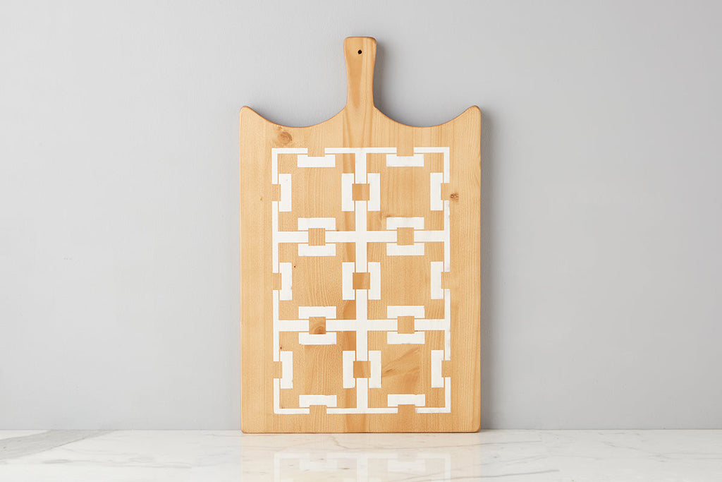Front view COCOCOZY square link serving board, Large: by etúHOME